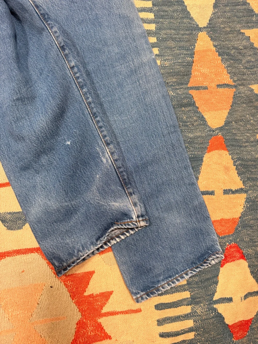 Vintage 501 Levi's distressed jeans sz 35/34